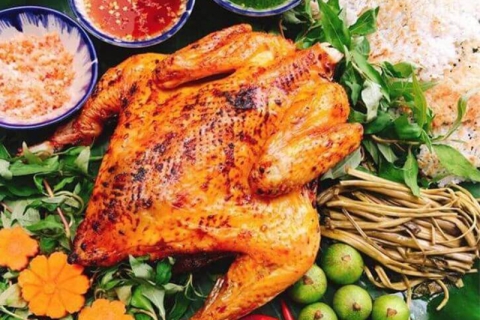 Gà Nướng Ướp Chanh: Món Ngon Đậm Đà Hương Vị Tại Hoàng Quân Quán