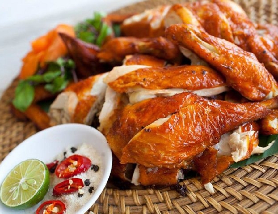 Cách sơ chế gà trước khi quay